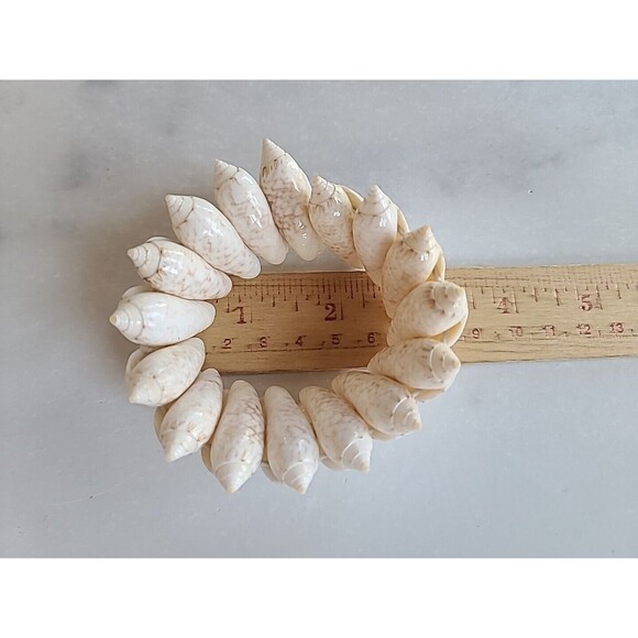 Vintage Beaded Shell Stretchy Bracelet - Picture 9 of 10